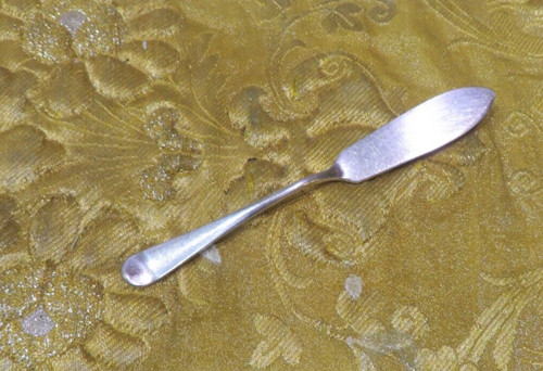Ancien petit couteau beurre - petit,