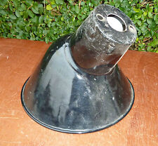 Lampadaire applique en tôle émaillée d'atelier industriel pour déco de loft 