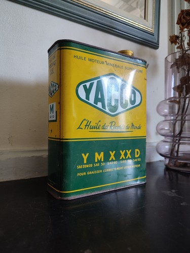 Ancien bidon huile moteur - bidon,