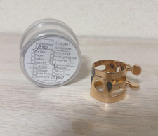 Ligature de saxophone alto en