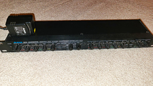 Alesis 3630 ch - 3630, 2-ch