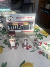 1/43 ATLAS DORAMA STATION SERVICE POMPE ESSENCE ET ACCESSOIRES Pour Voiture