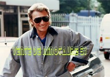 Johnny Hallyday en chemise
