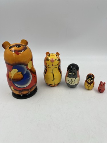 Poupées russes thème winnie - russes,