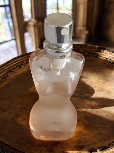 Flacon factice parfum jean - parfum,
