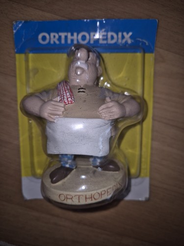 Figurine orthopédix astérix - figurine,