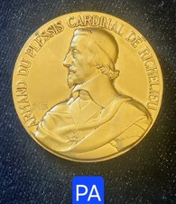 Belle Médaille En Bronze Doré 41 mm - Cuirassé Richelieu Par Georges Guiraud 