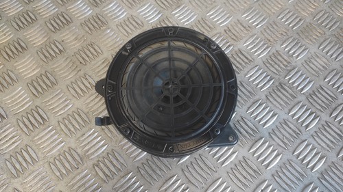 Grille haut parleur enceinte