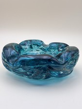 ancien cendrier en verre Bleu