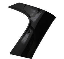 Carenage-cache avant lateral