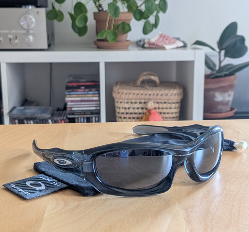 Vintage sunglasses oakley - vintage,