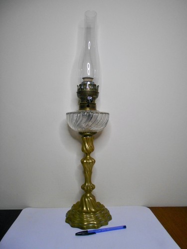 Grande lampe pétrole toupie - pÉtrole,