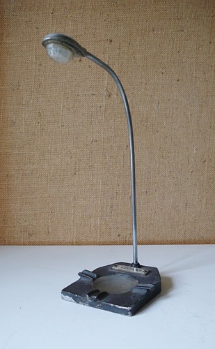 Lampadaire public cendrier - lampadaire, en