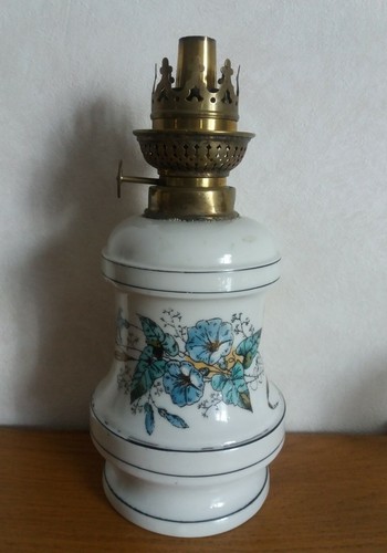 Ancienne lampe pétrole en - ancienne,
