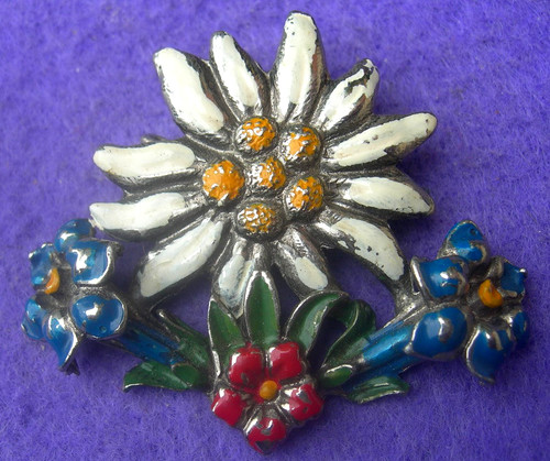 Ancienne broche montagne - ancienne,