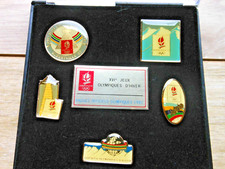 coffret officiel de 6 pin's