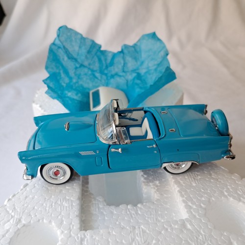 Voiture ford thunderbird bleu - voiture,