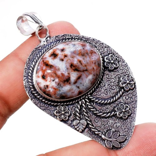 Pendentif pierre précieuse