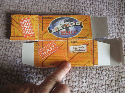 Ancienne boite vide pour - ,