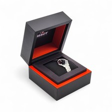 Montre Femme Tissot Tradition 5.5 Quartz Cadran Noir T063.209.11.058.00