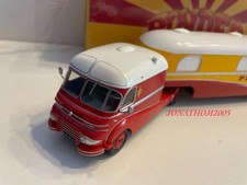 DIREKT COLLECTIONS CIRQUE PINDER  CAMION FORD AVEC CARAVANE ASSOMPTION au 1/43°