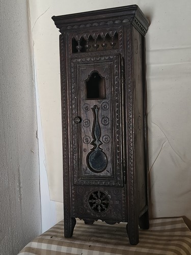 Petite armoire bretonne - petite,