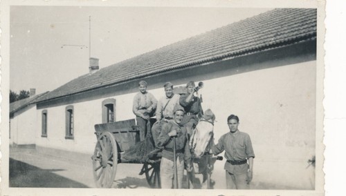 Snapshot argentique soldats