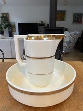 Ensemble Broc et Bassin de toilette en faÏence signé HBCM  vers 1950