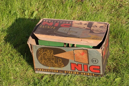 Ancien jouet projecteur - , enfant
