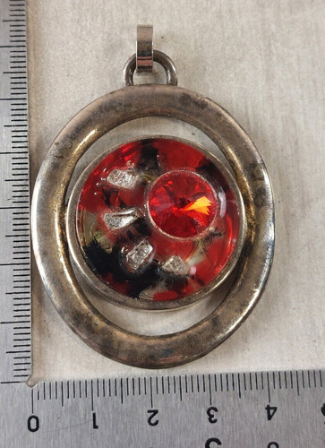 Ancien pendentif porte clé - ancien,