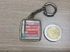 porte cles UNION des VAILLANTS et VAILLANTES 1945/1965 20 eme Anniversaire