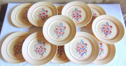 Assiettes plates faience - assiettes,