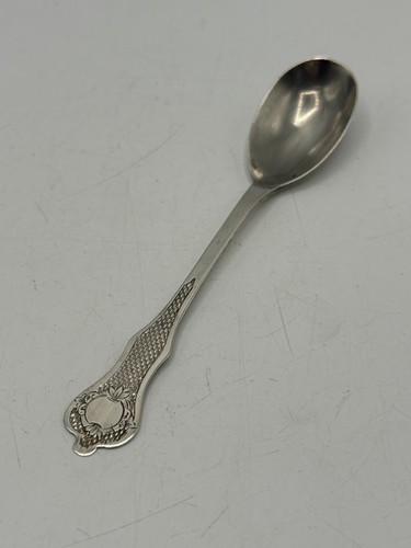 Belle cuillere oeuf argent - cuillere,
