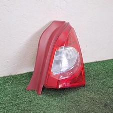 Feu arriere principal droit