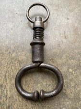 Mouchette anneau ancienne tire