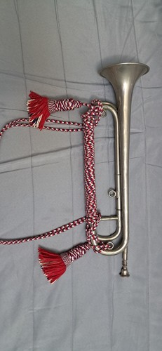 Trompette militaire - , de