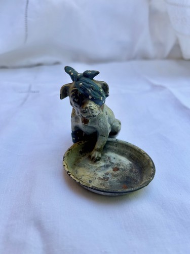 Figurine chien blessé avec - figurine,