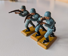 BRITAINS DEETAIL WW2 SOLDATS ALLEMANDS FANTASSINS CARABINE LOT DE 3