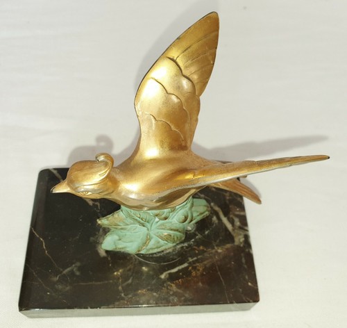 Très belle sculpture - , signée