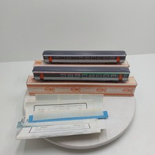 Ho CEMP lot de 2 voitures corail (bar et voyageurs