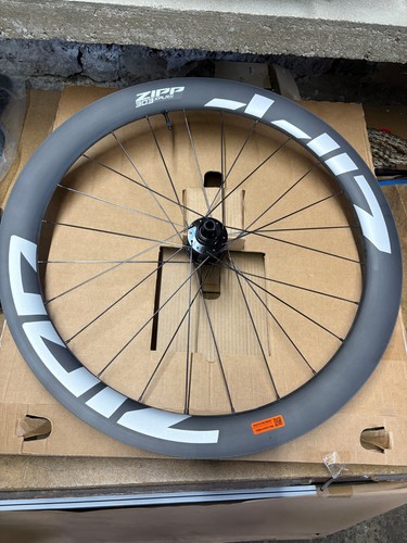 Roue avant carbone zipp - avant, 303