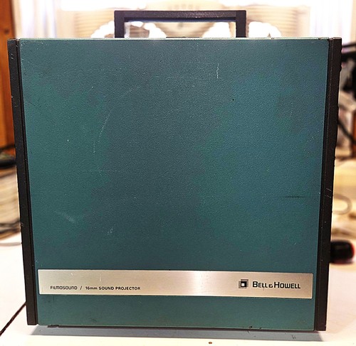 Bell howell 16mm - &,