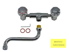 Robinet d'évier mural