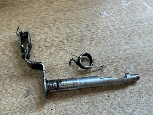 Une came embrayage moto - d,