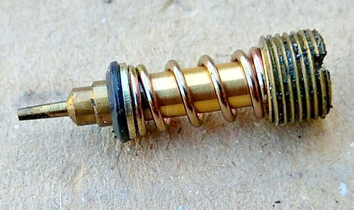 Vis richesse carburateur