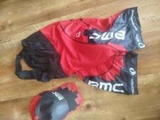 cuissard cycliste BMC + casquette bmc