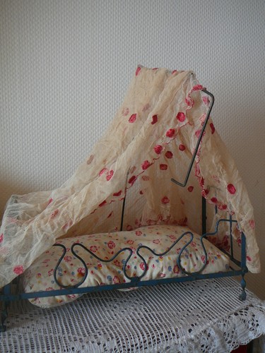 Tres beau lit ancien - tres,
