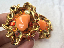 CLIPS OREILLES VINTAGE RESINE