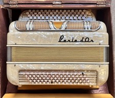 Accordeon Perle  D'Or 80 basses état voir photos