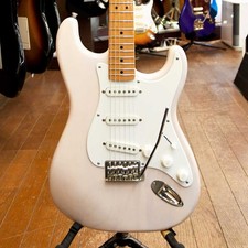 Guitare électrique Squier Classic Vibe Stratocaster des années 50-03